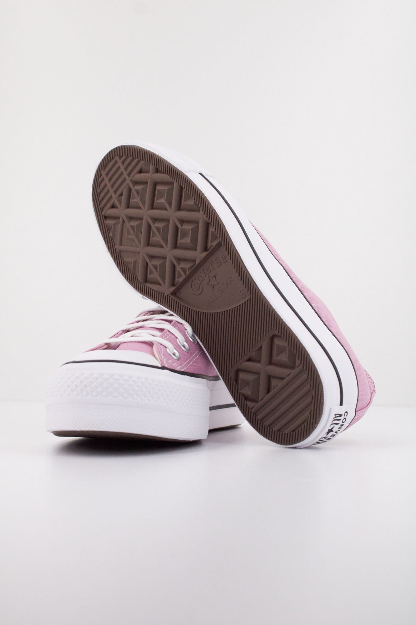 CONVERSE CHUCK TAYLOR ALL STAR LIFT en color ROSA (5)
