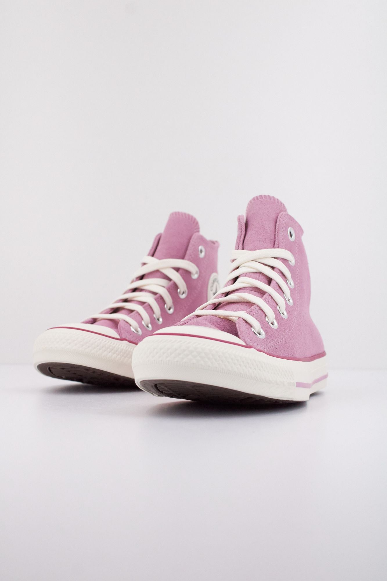 CONVERSE CHUCK TAYLOR ALL STAR  CONTRAST SUEDE en color ROSA (2)