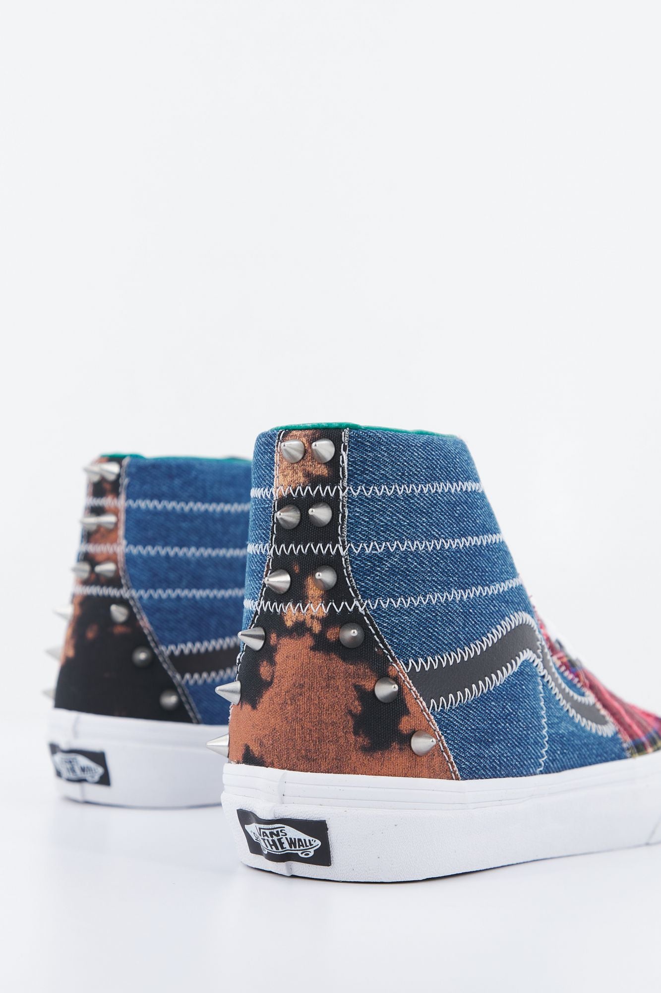 VANS UA SK8-Hi en color NEGRO (3)
