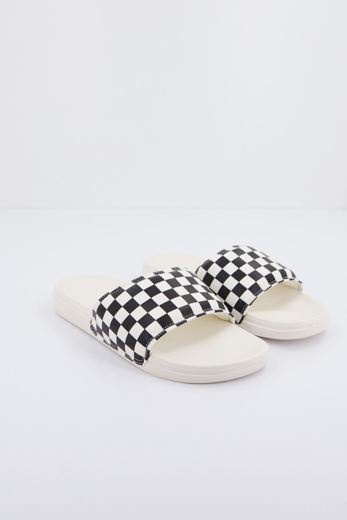 VANS VN0A5HFER6R1  en color BLANCO (2)