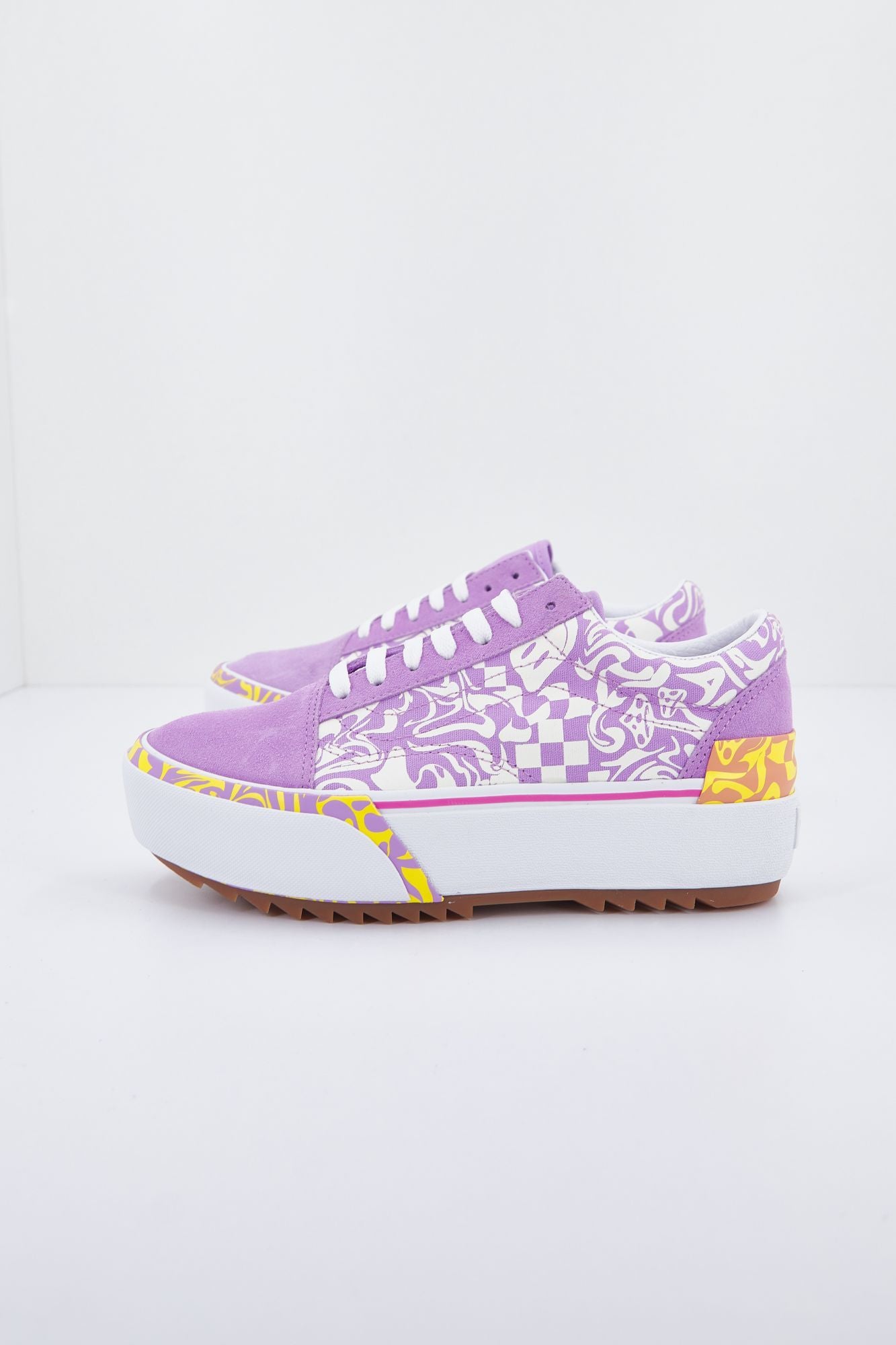 VANS  UA OLD SKOOL en color VIOLETA (2)