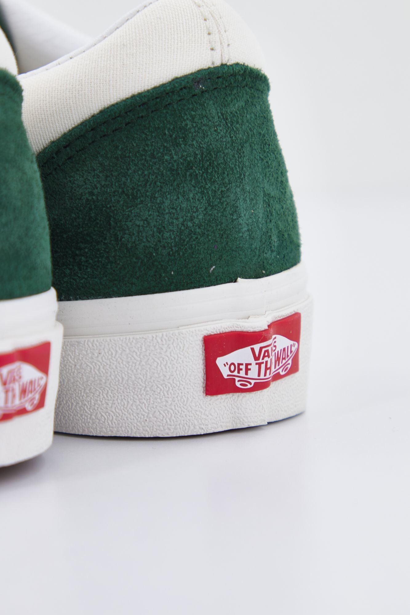 VANS UA OLD SKOOL en color VERDE (4)