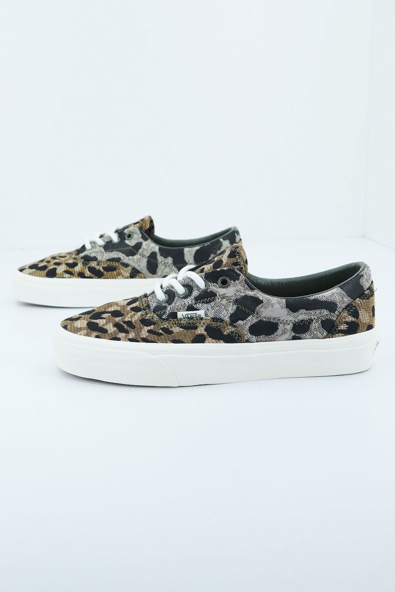 VANS  UA ERA en color ANIMAL PRINT (1)