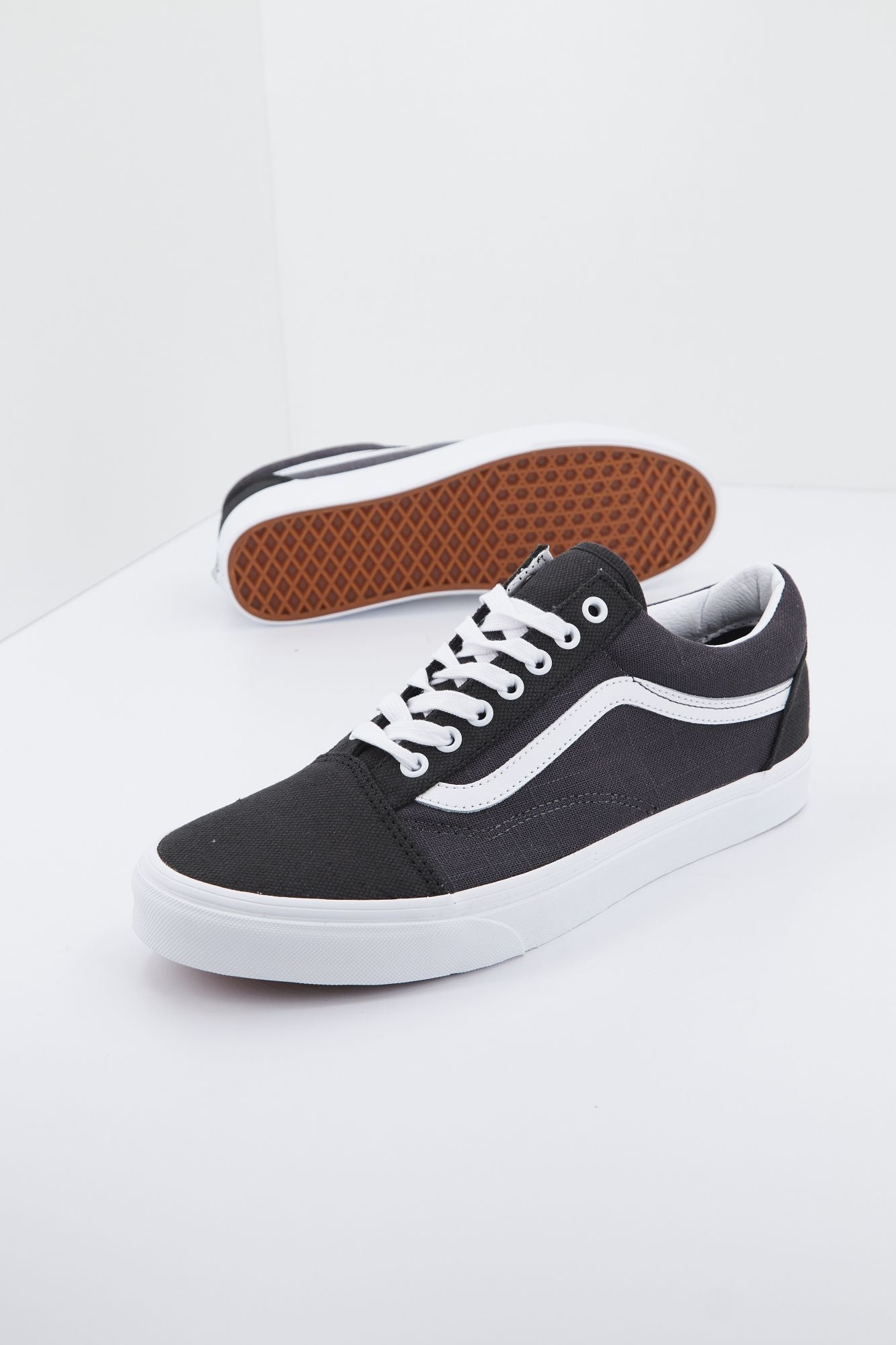 VANS OLD SKOOL en color GRIS (1)