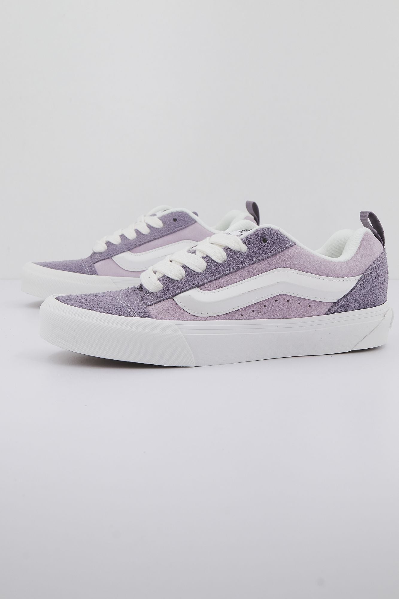 VANS  KNU SKOOL  en color VIOLETA (1)