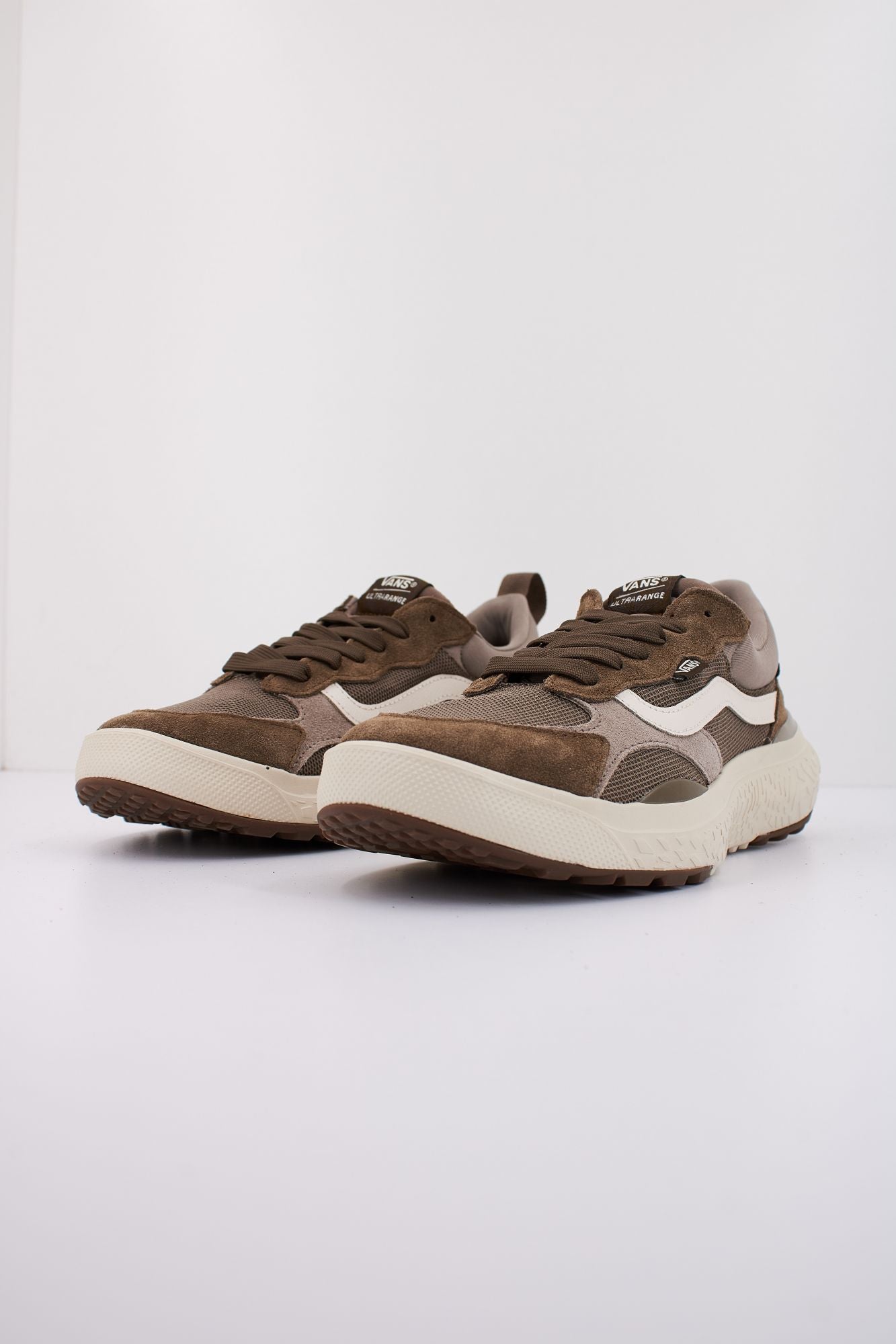 VANS ULTRARANGE NEO VR3 en color MARRON (2)