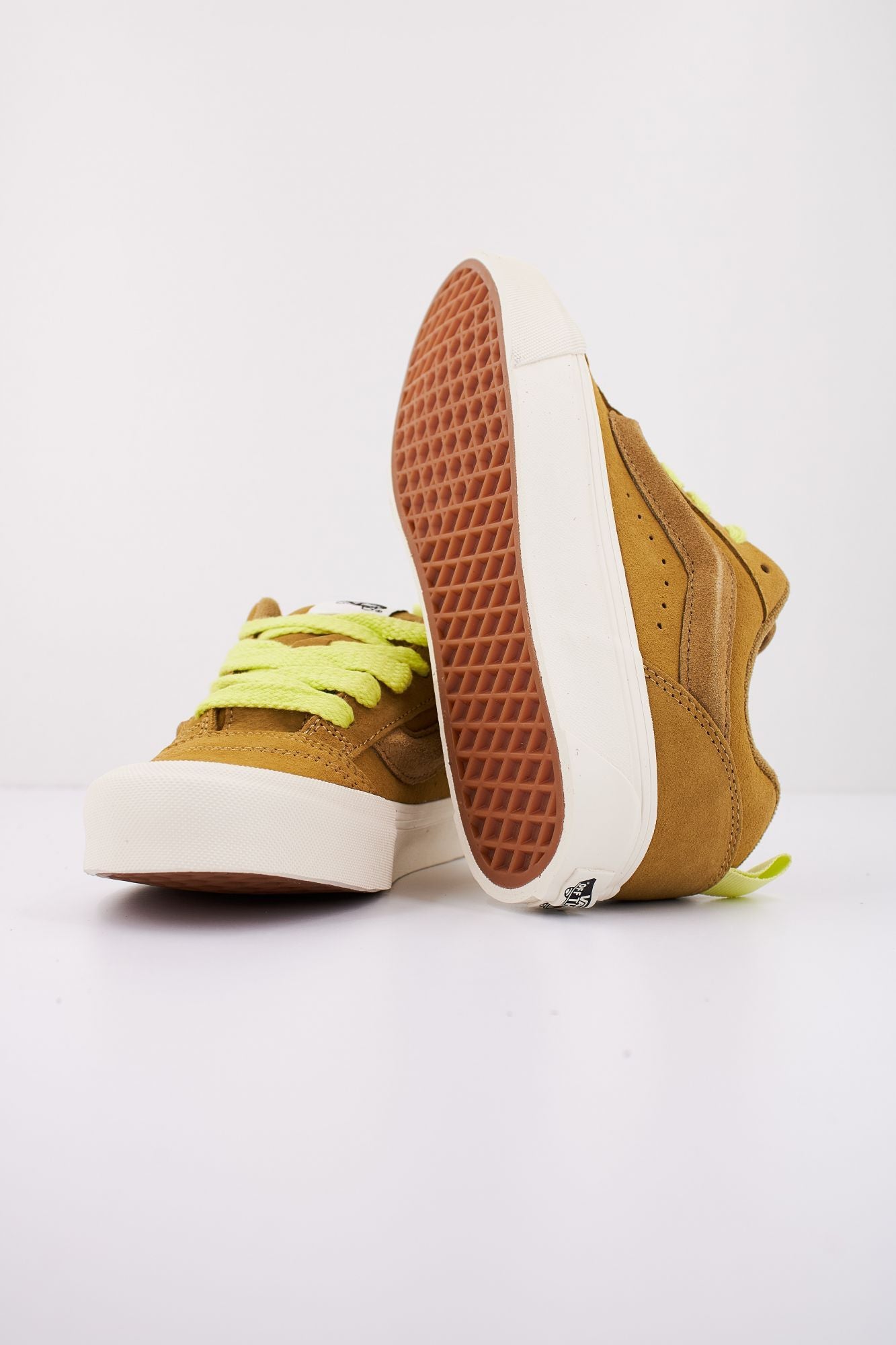 VANS KNU SKOOL en color MARRON (4)