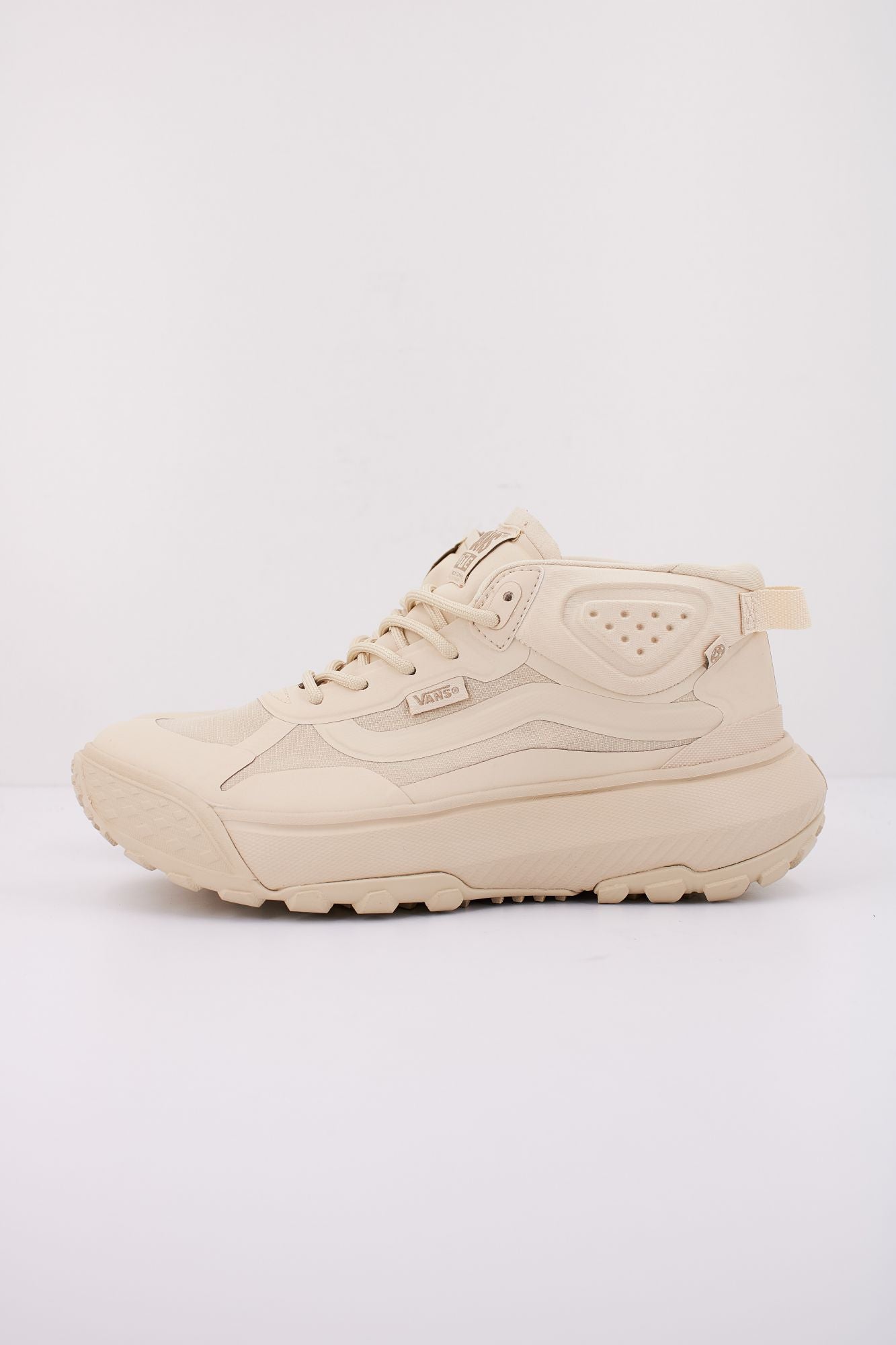 VANS  MTE CROSSPATH MID en color BEIS (1)