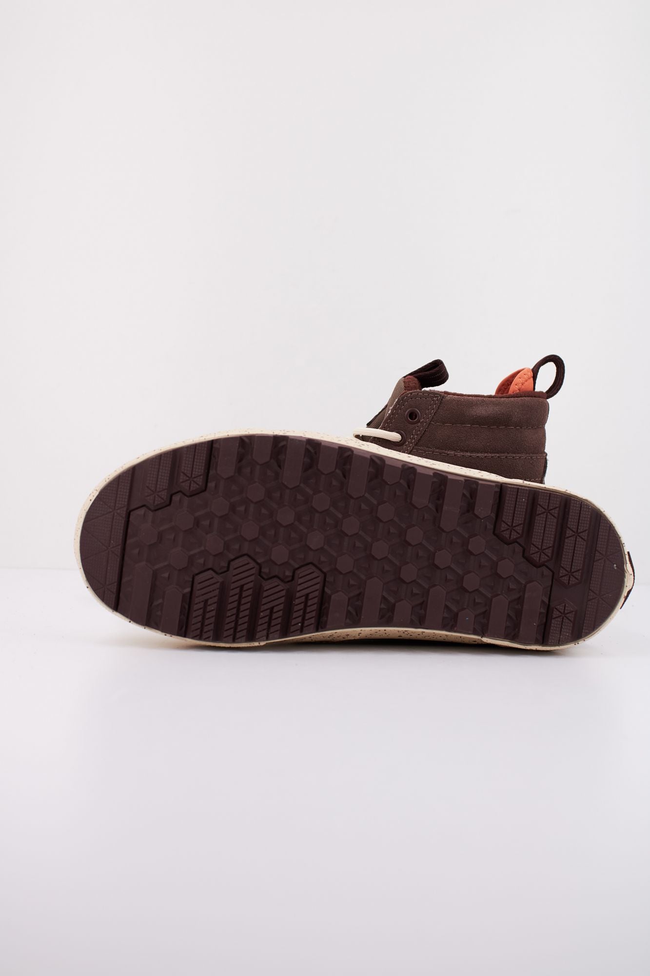 VANS MTE SK8-HI en color MARRON (5)