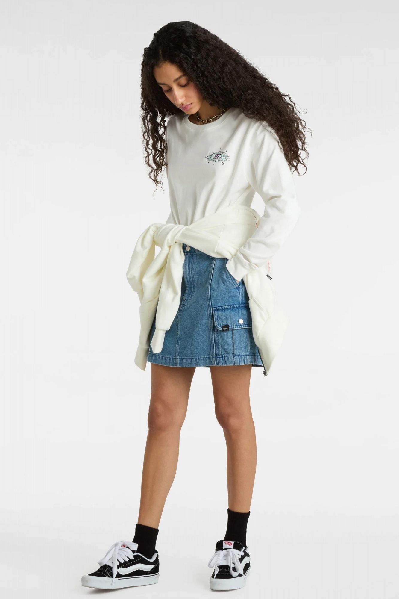 VANS  SIDEWALK DENIM SKIRT en color AZUL (4)
