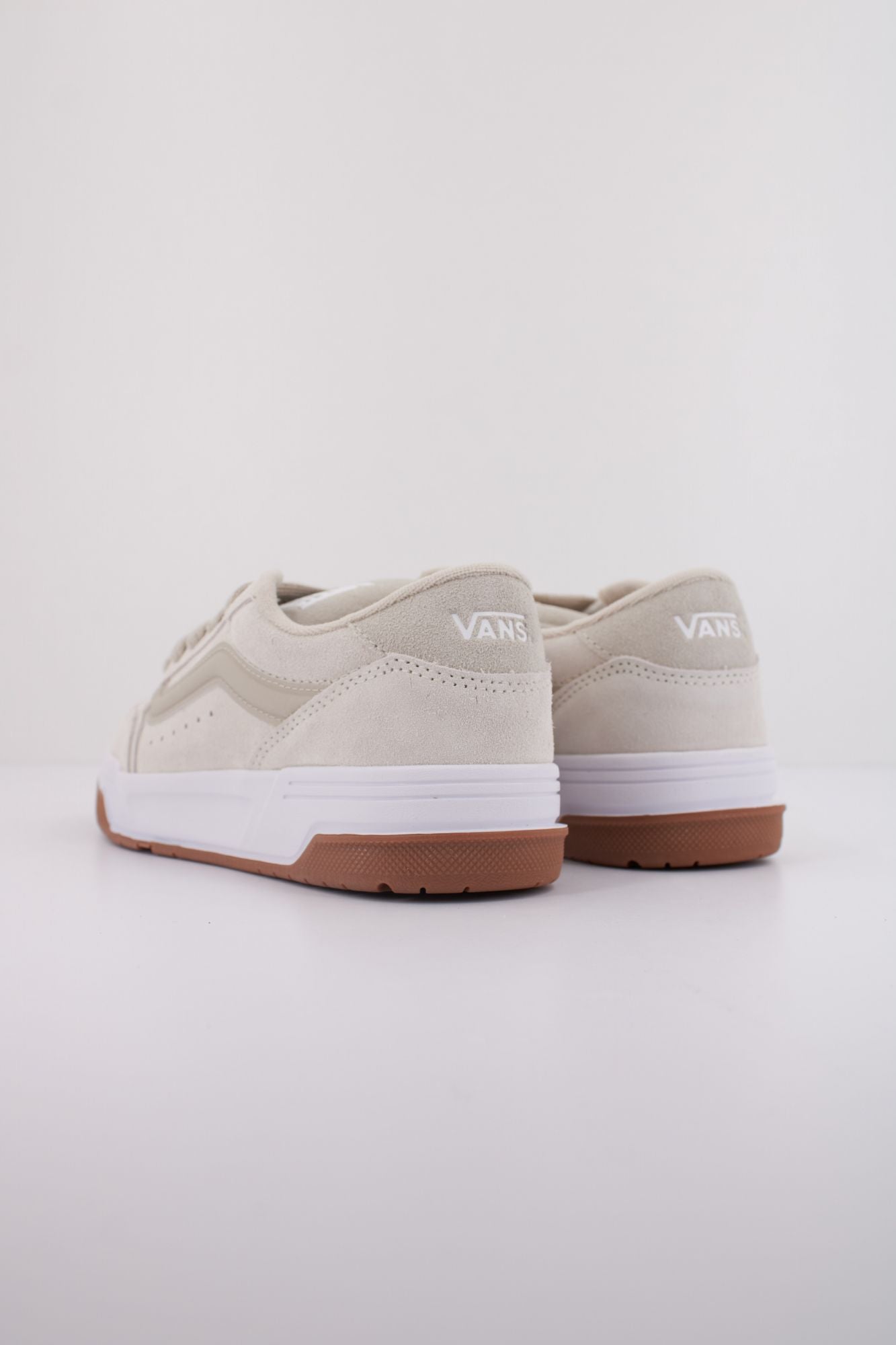 VANS  HYLANE  en color MARRON CLARO (4)