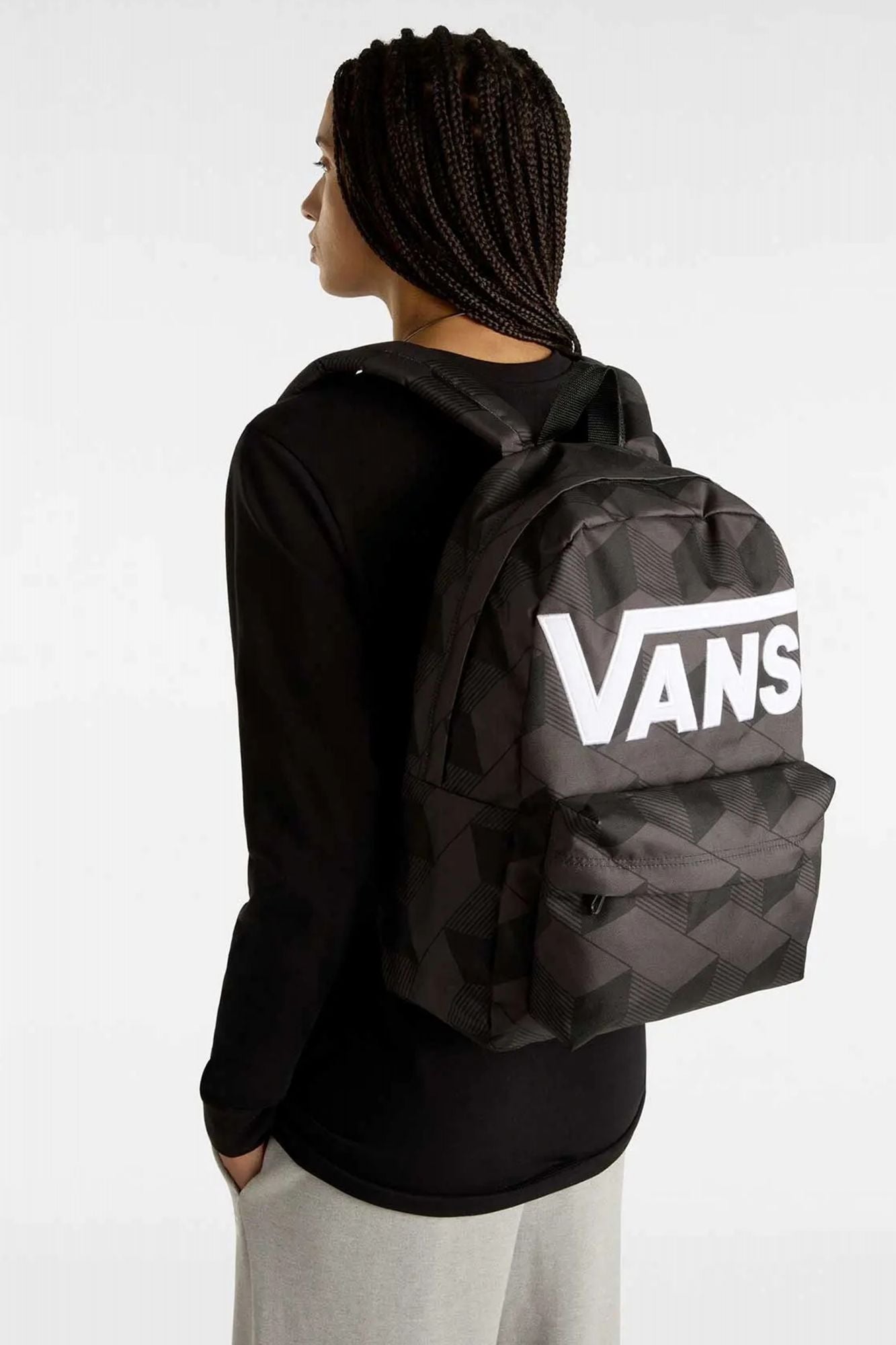 VANS OLD SKOOL DROP V BACKP en color NEGRO (4)