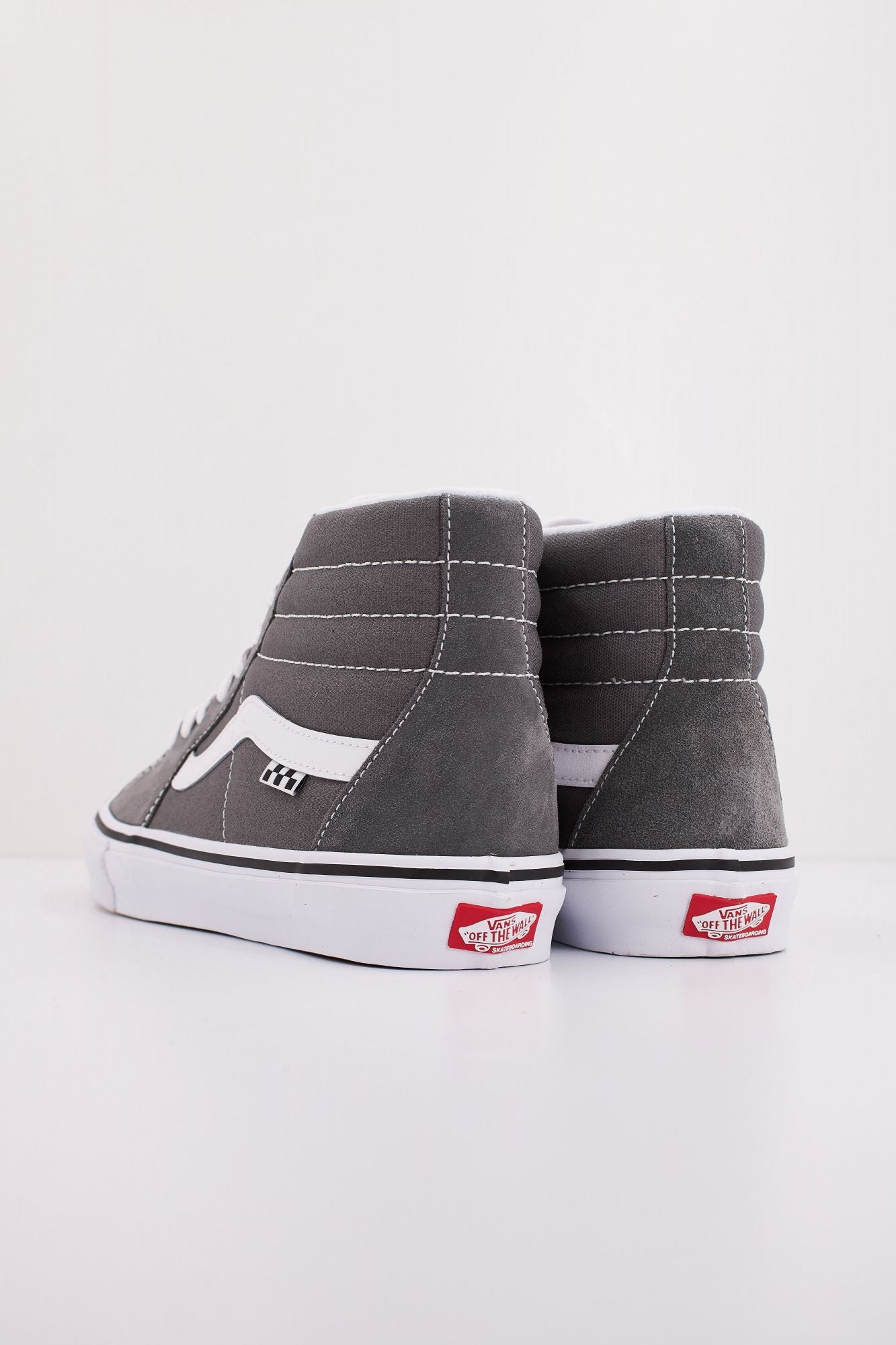 VANS SKATE SK8-HI en color GRIS (4)