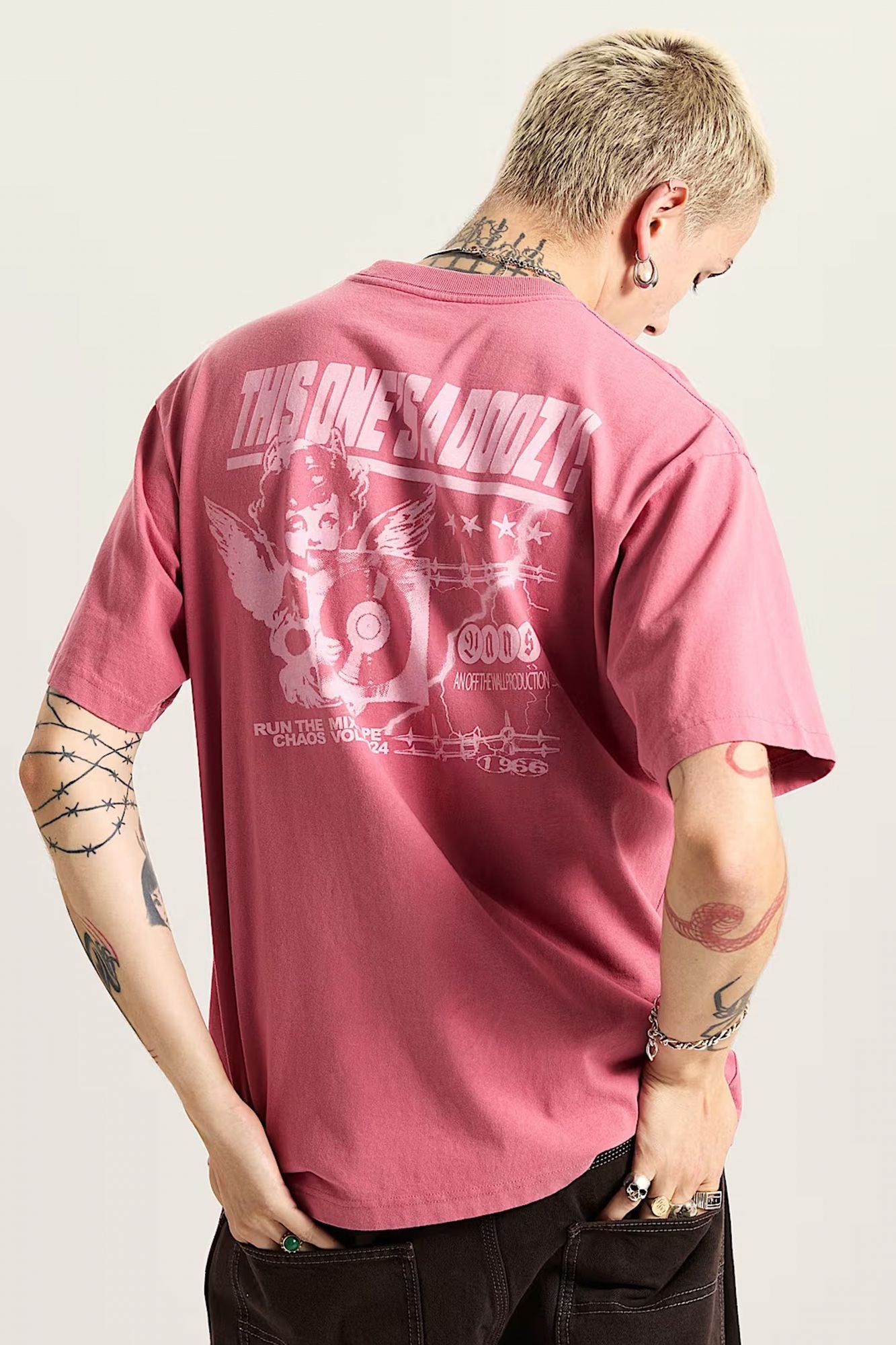 VANS EARTHBOUND LOOSE FIT S en color ROSA (3)