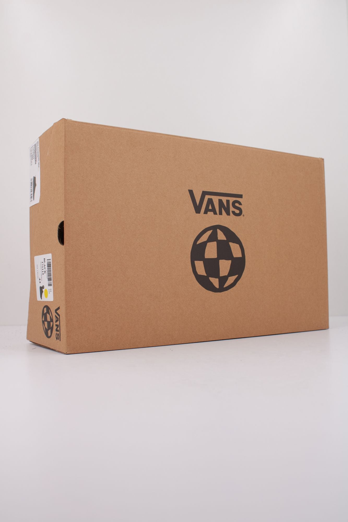 VANS  MTE CROSSPATH MID  en color NEGRO (6)