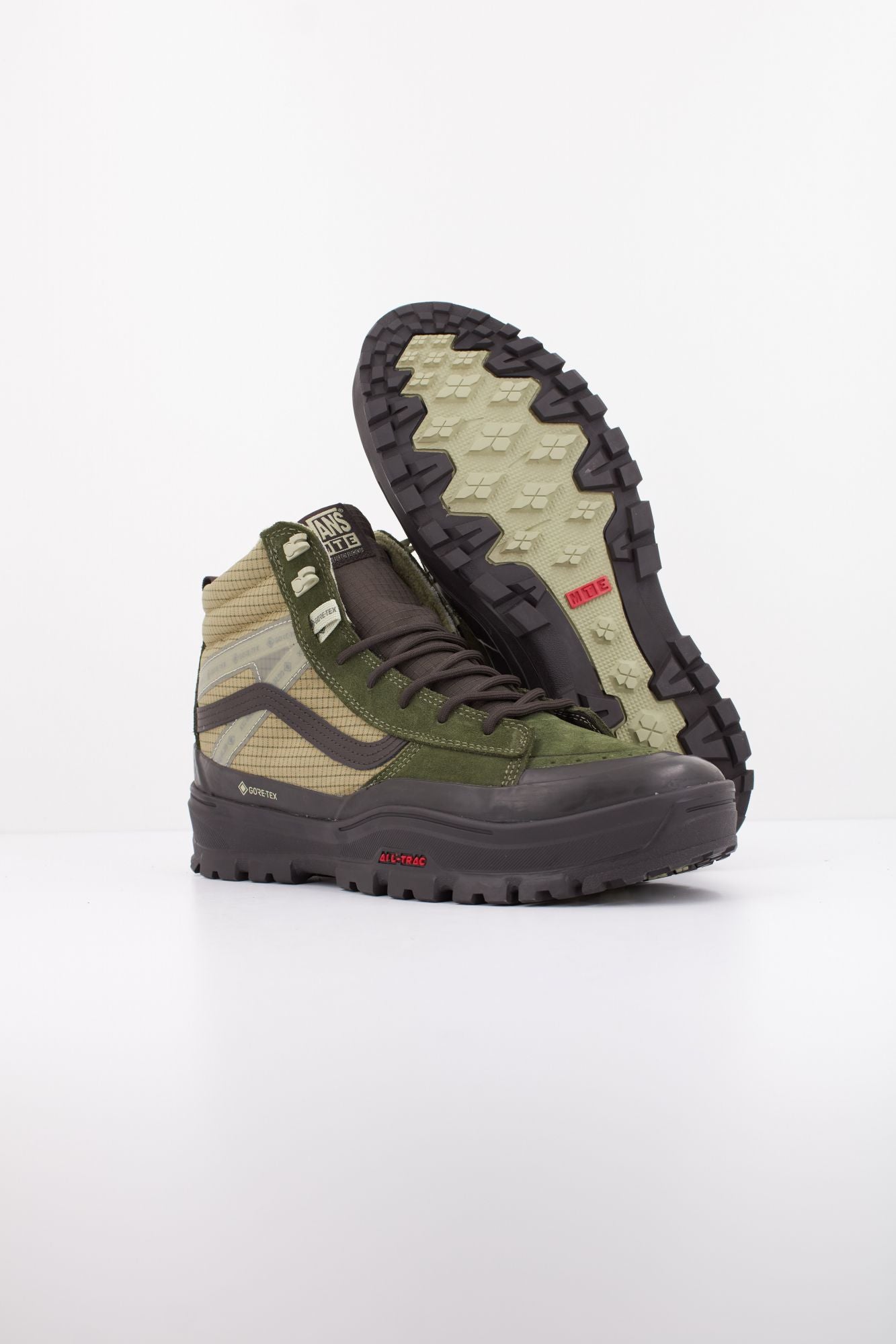 VANS  MTE SK8-HI GORE-TEX IN  en color VERDE (3)