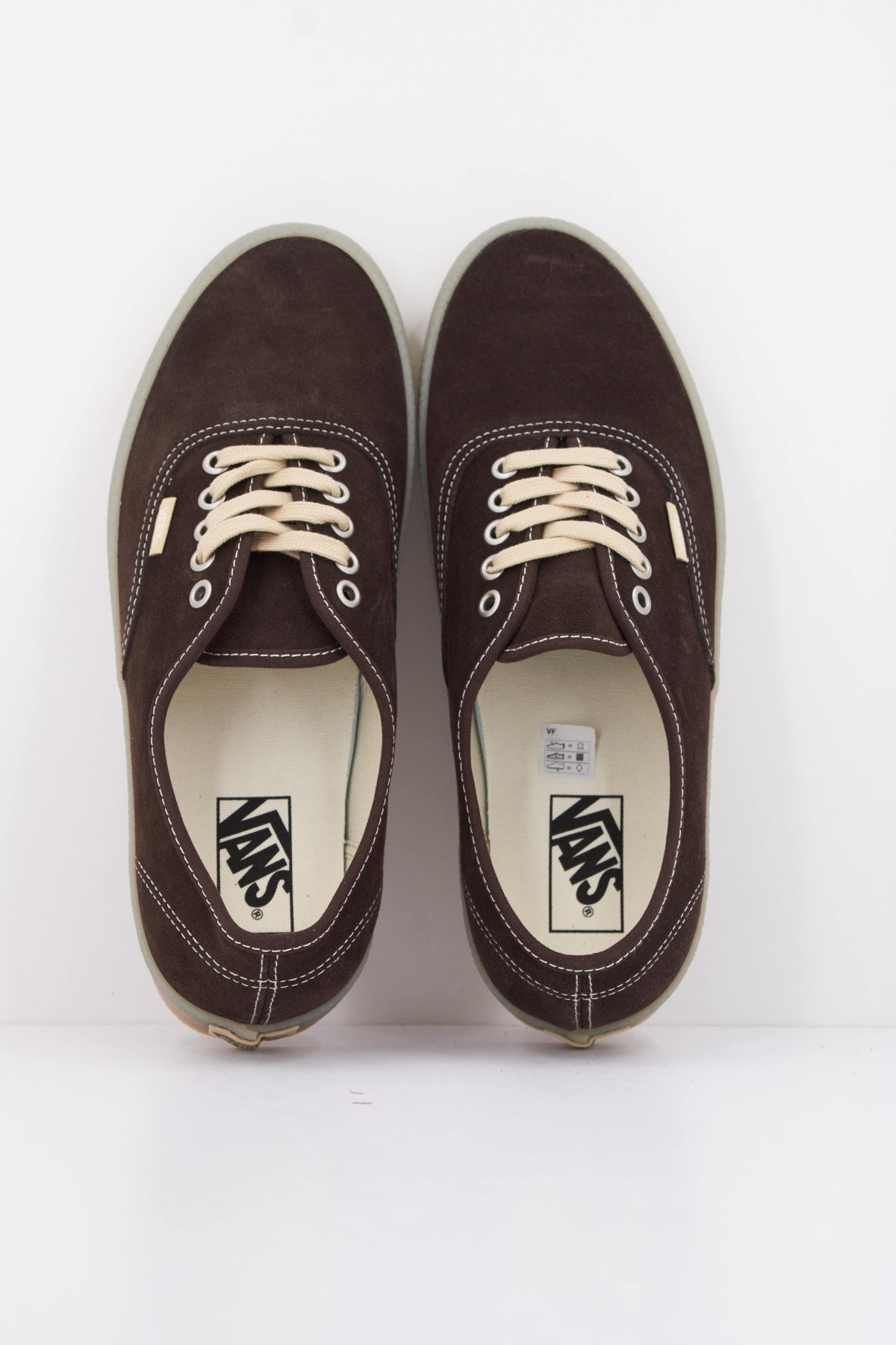 VANS  AUTHENTIC  en color MARRON (3)