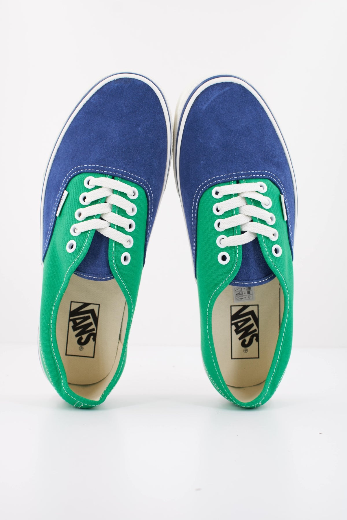 VANS AUTHENTIC en color AZUL (3)