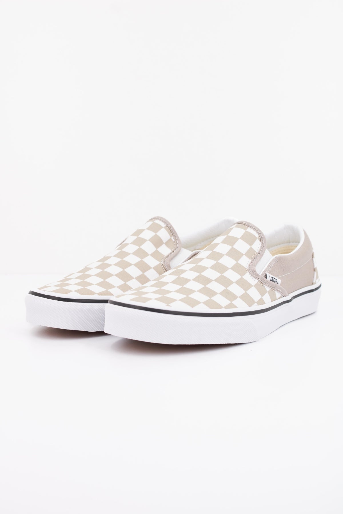 VANS CLASSIC SLIP ON CHECKB en color BEIS (2)