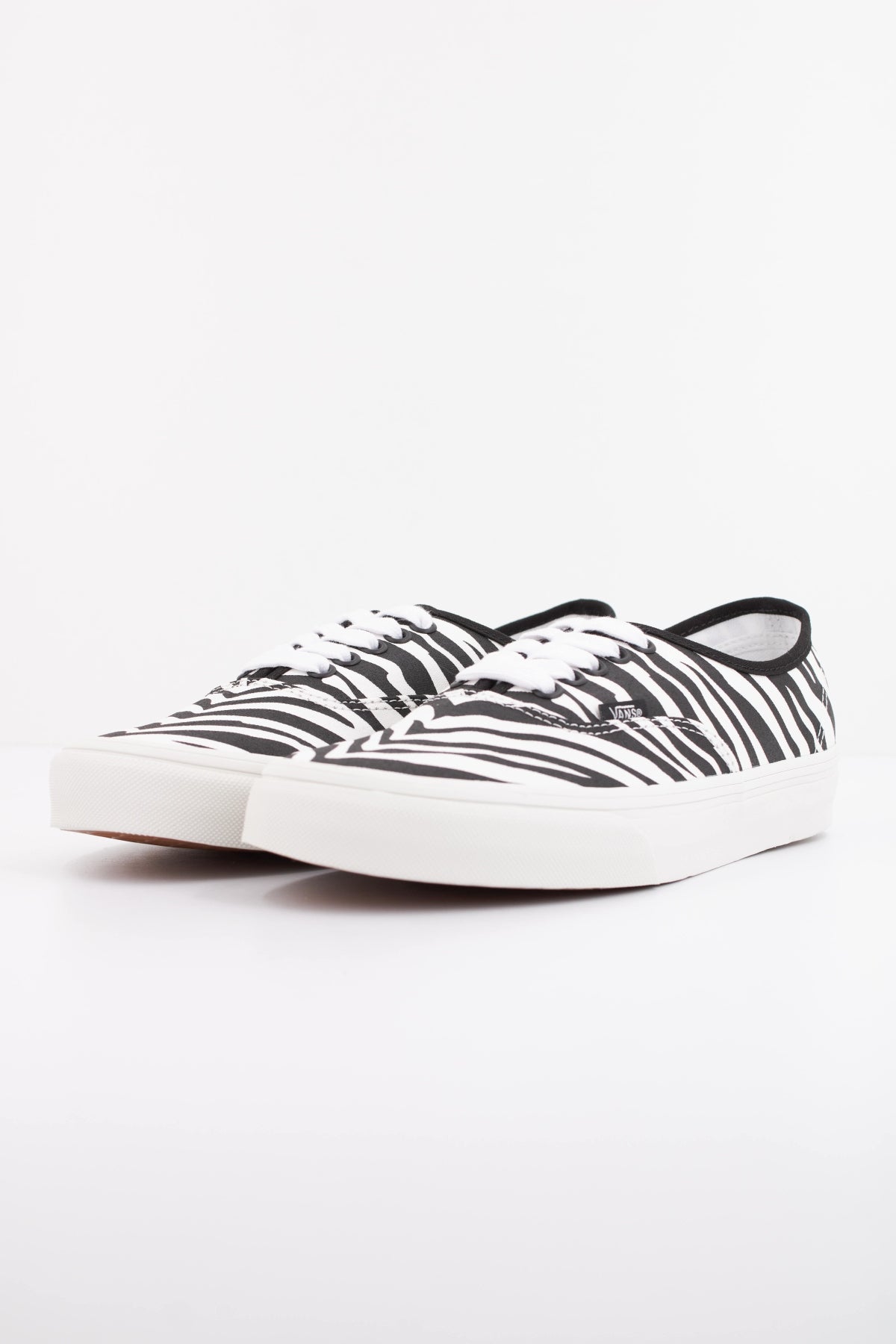 VANS  AUTHENTIC  en color ANIMAL PRINT (2)