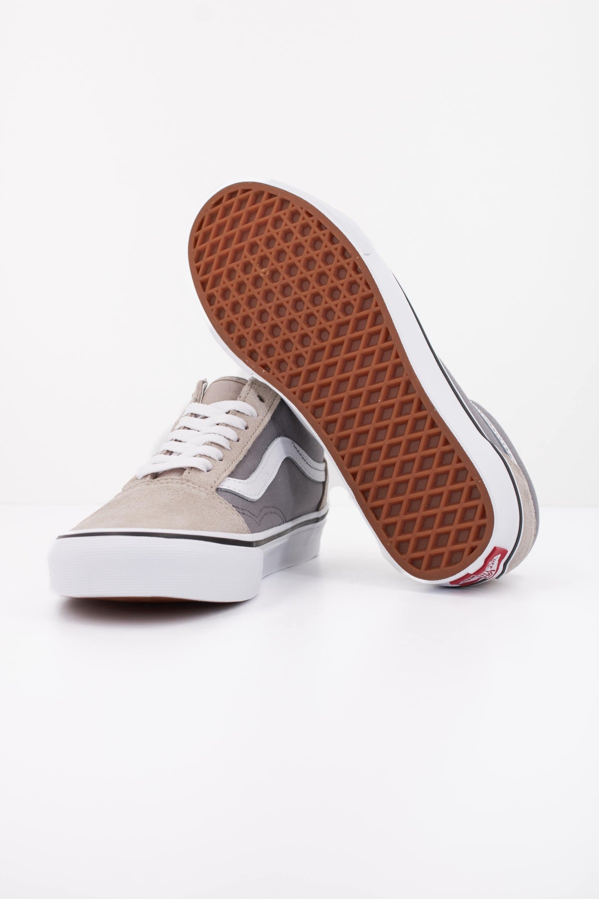 VANS OLD SKOOL 2 TONE en color GRIS (5)