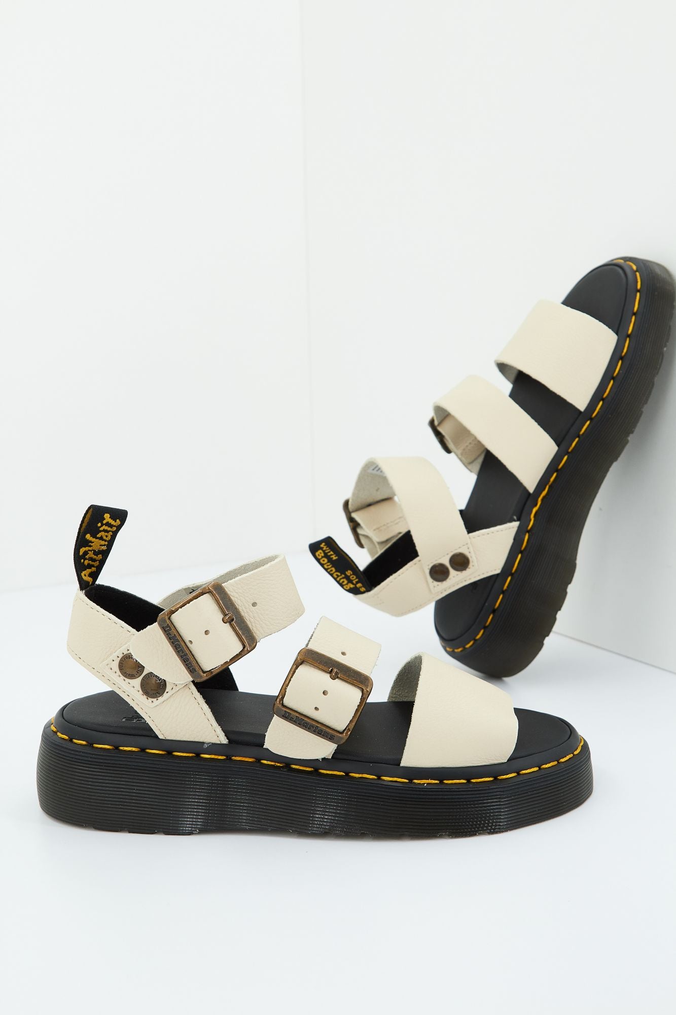 DR. MARTENS  GRYPHON QUAD en color BEIS (3)