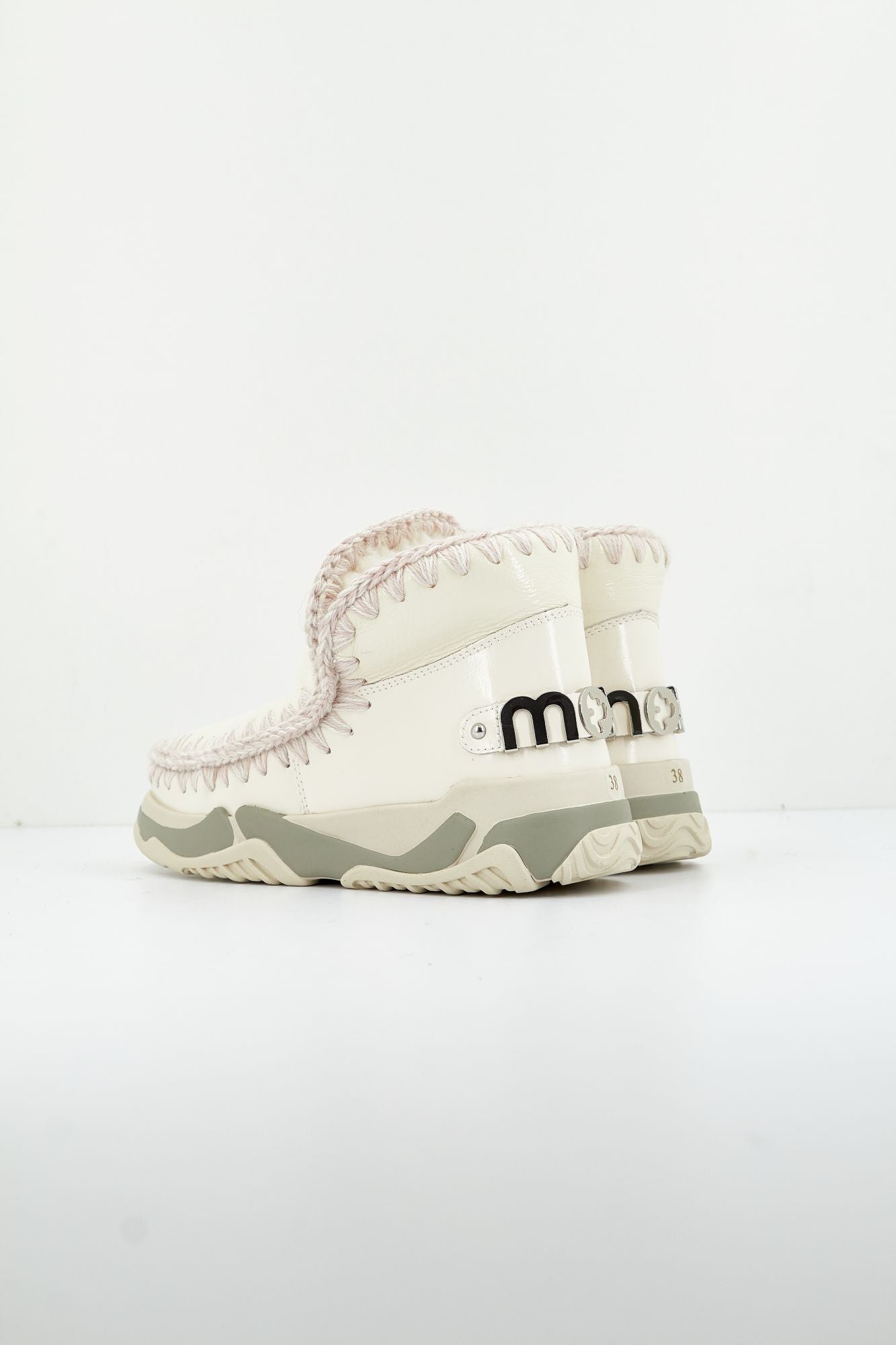 MOU FW201005C en color BLANCO (3)