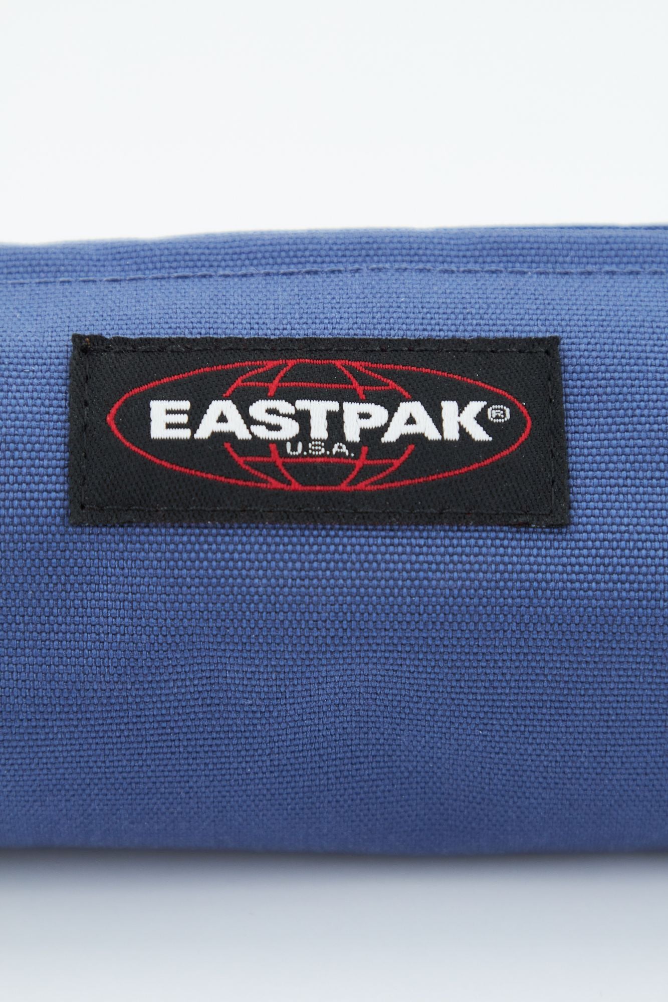 EASTPAK BENCHMARK SINGLE en color AZUL (4)