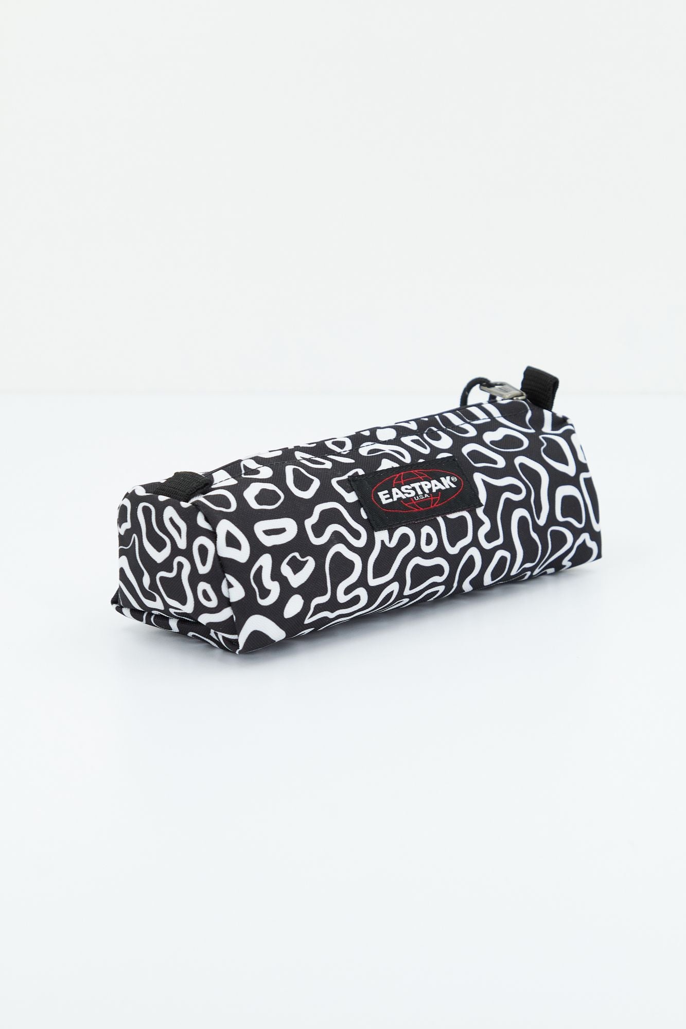 EASTPAK BENCHMARK SINGLE en color NEGRO (2)