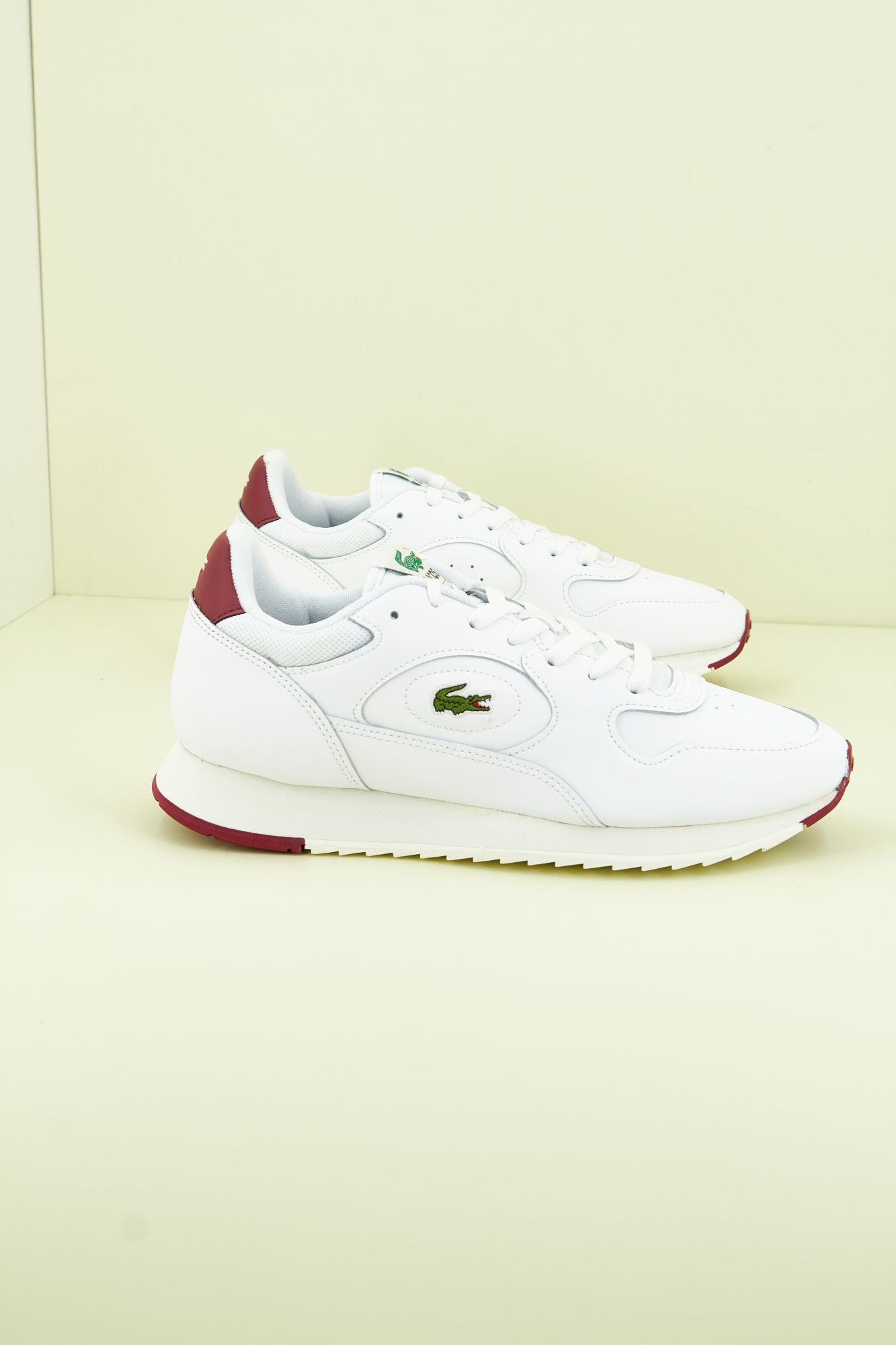 LACOSTE LINETRACK 2231 SMA en color BLANCO (2)