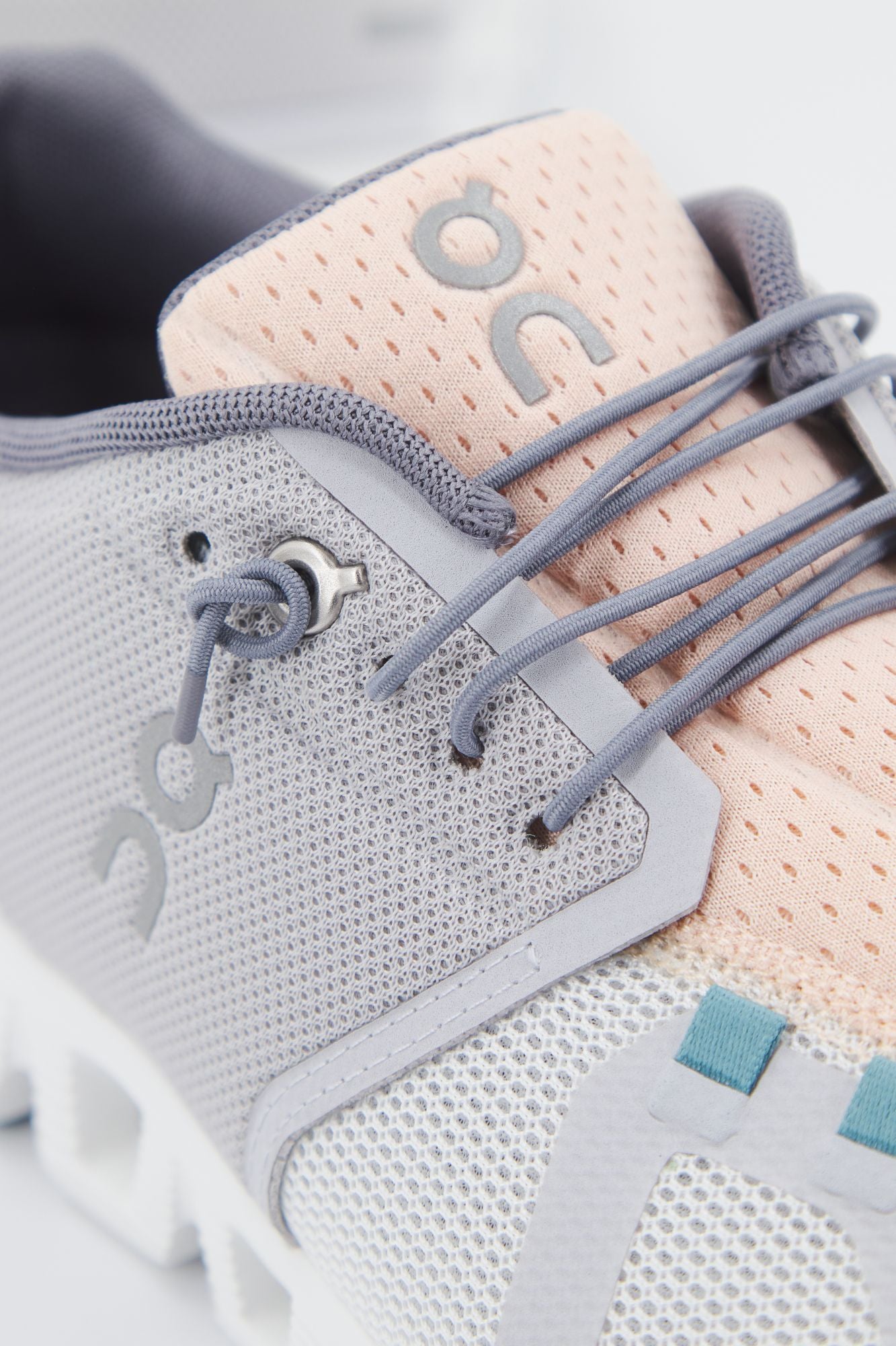 ON RUNNING CLOUD 5 PUSH en color BLANCO (4)