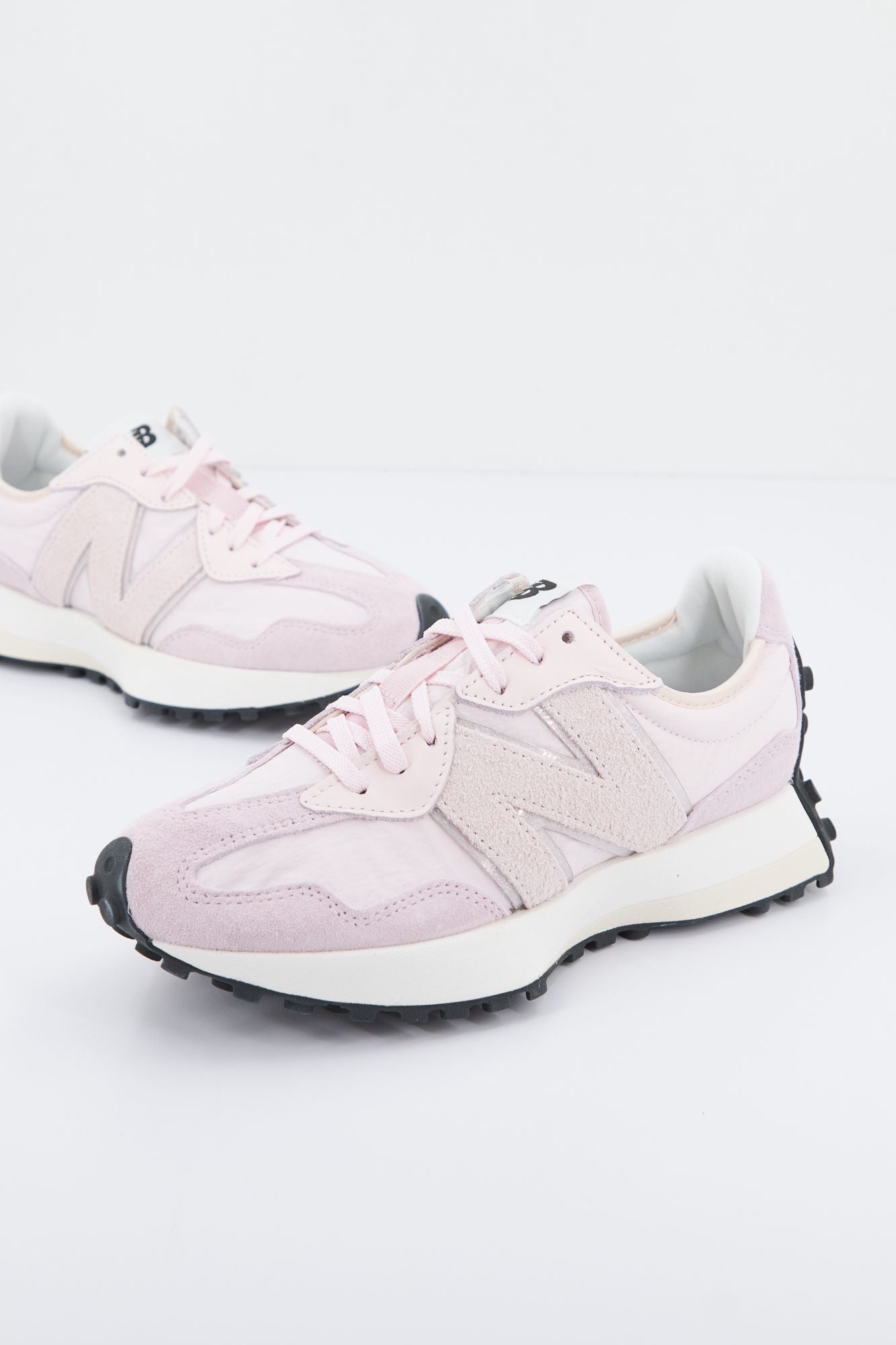 NEW BALANCE WS327 VH  en color ROSA (1)