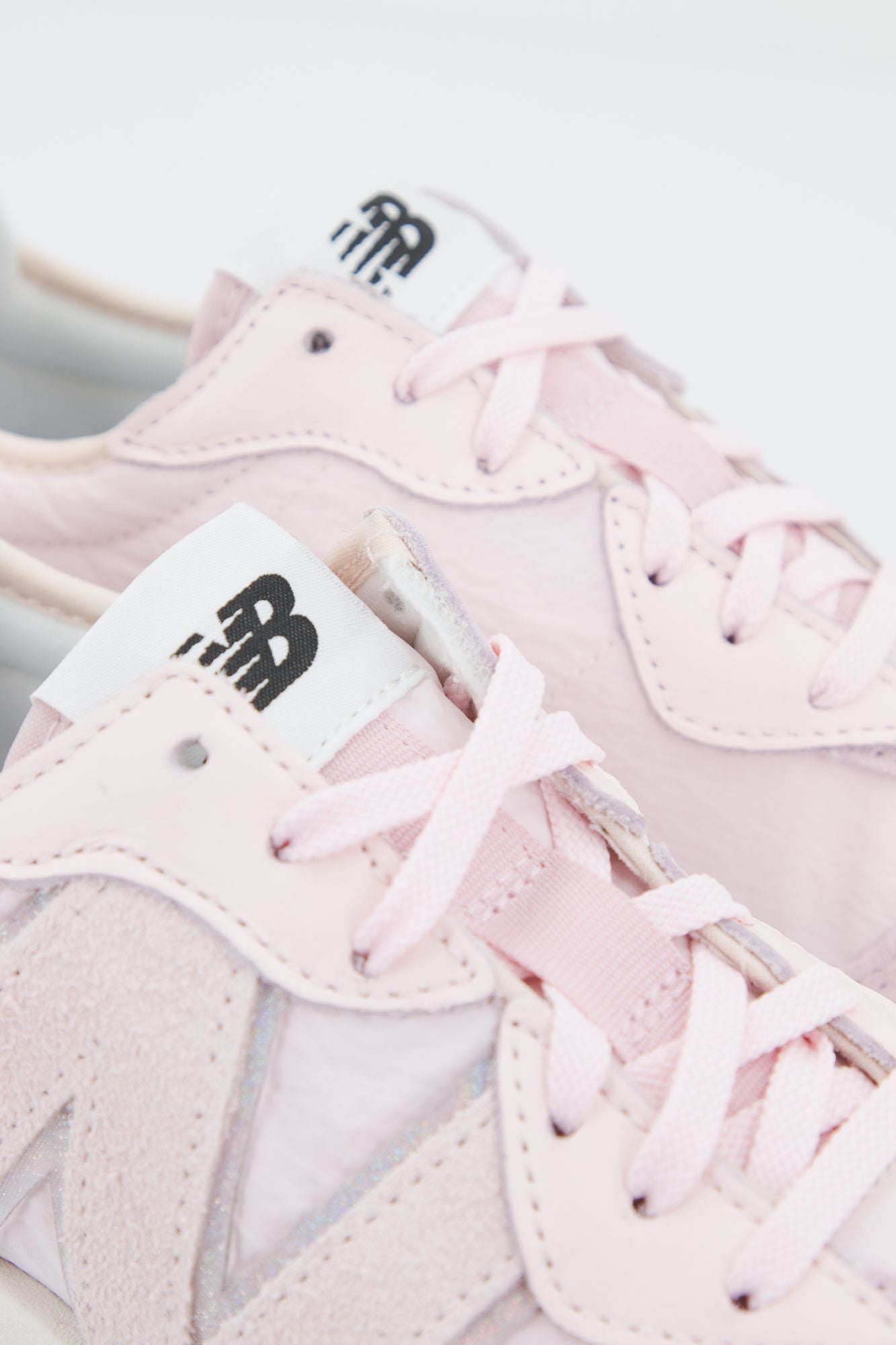 NEW BALANCE WS327 VH  en color ROSA (3)
