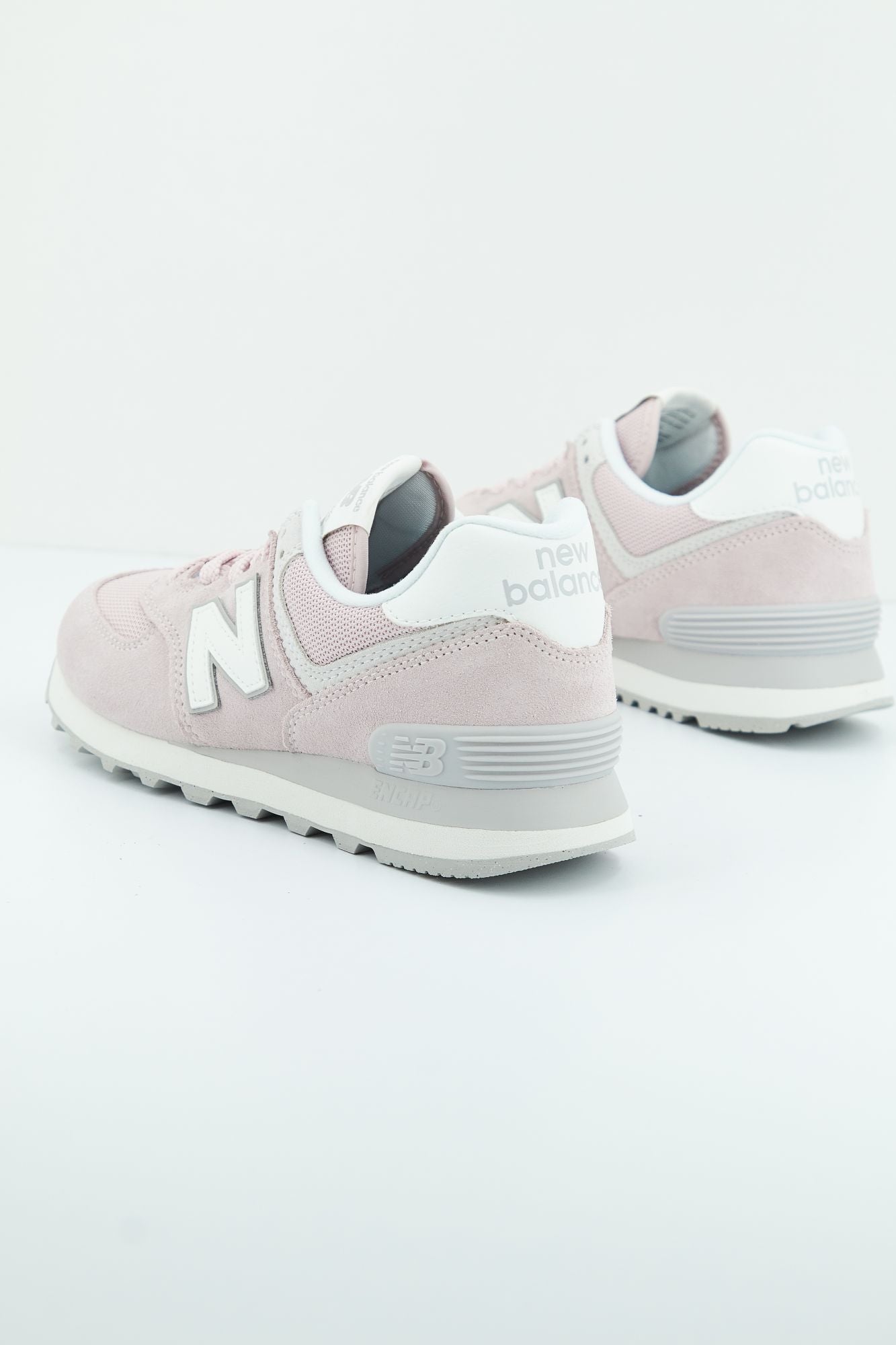 NEW BALANCE WL574 EVP en color ROSA (3)