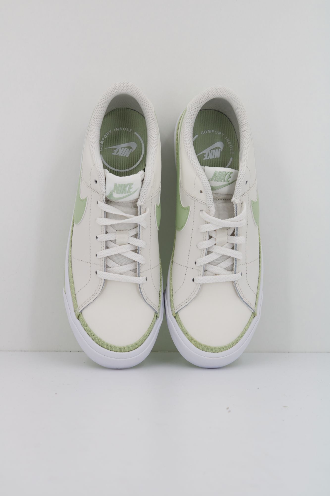 NIKE COURT LEGACY en color BLANCO (2)