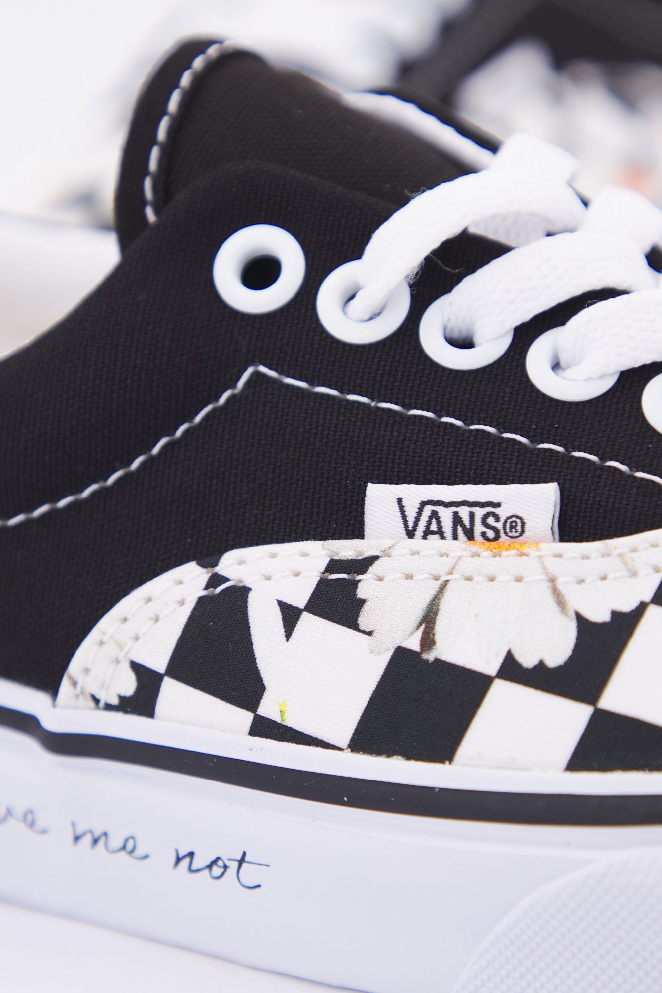 VANS UA ERA en color NEGRO (4)