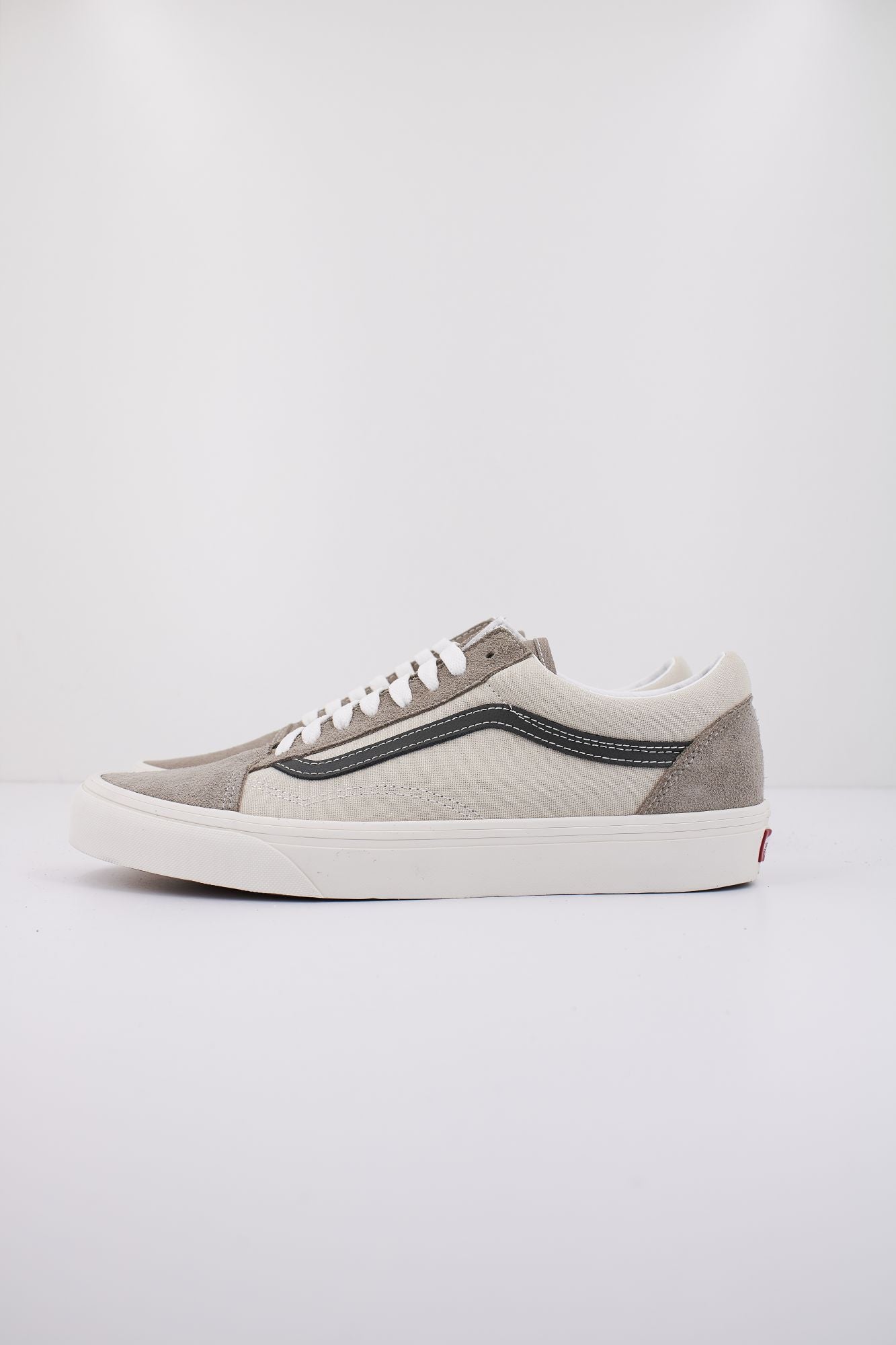 VANS OLD SKOOL en color BEIS (1)