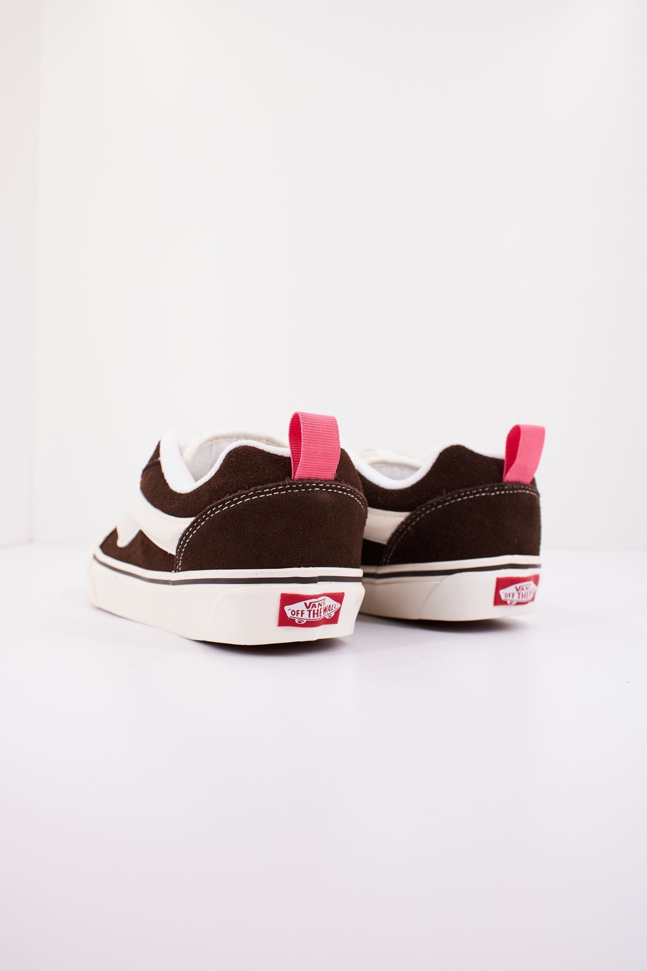VANS KNU SKOOL RETRO en color MARRON (3)